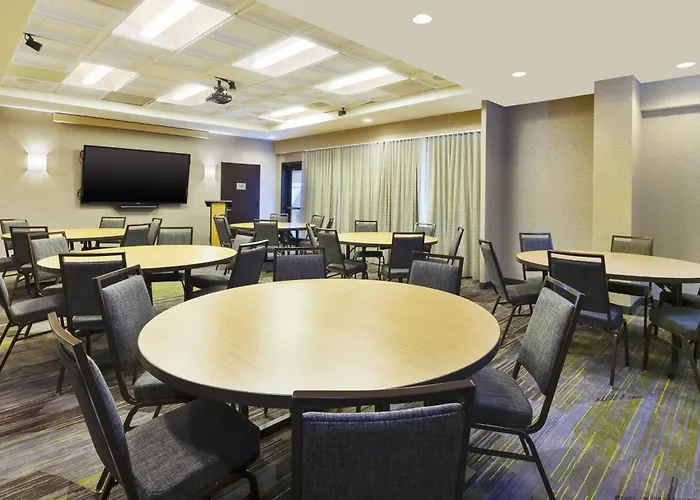 Courtyard By Marriott Secaucus Meadowlands