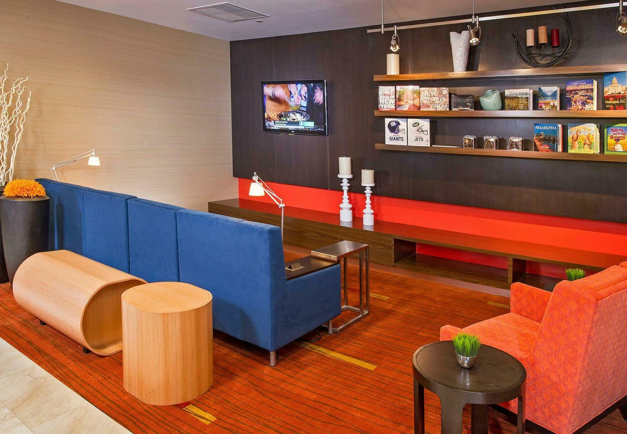 Courtyard By Marriott Meadowlands Hotel Secaucus